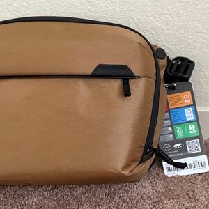 Peak design sling v 2